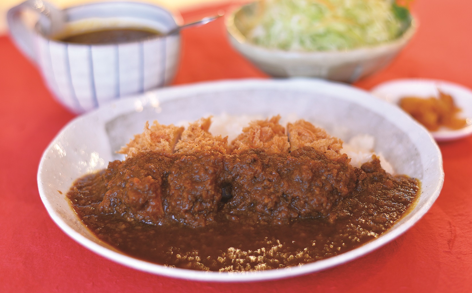 カ レー　かつカレー　とんかつ弁当